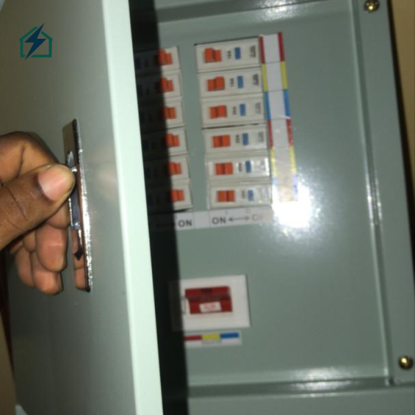 6 WAY 3 Phase TPN Distribution Box – Electrical Panel Board