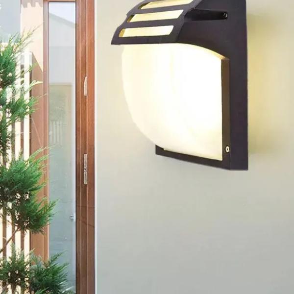 Modern Aluminum Wall Lamp – Warm, Neutral & Cold White Outdoor Light Ghana