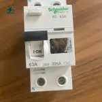 Schneider RCD/RCCB Earth Leakage Breaker 25A, 32A, 63A & 100A | 2 Pole & 4 Pole