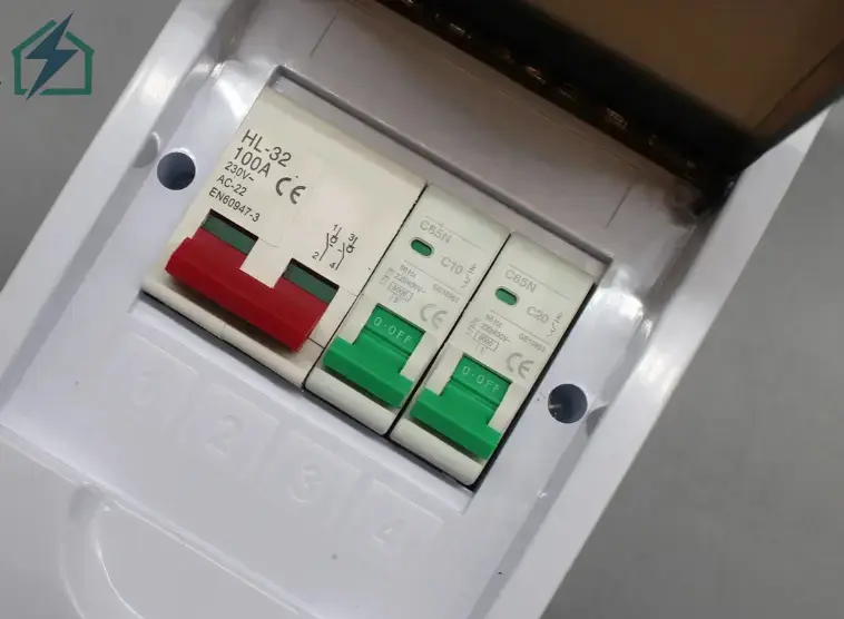 2 Way Outdoor ABS Distribution Box IP40 – Circuit Breaker Power Box Ghana (4)