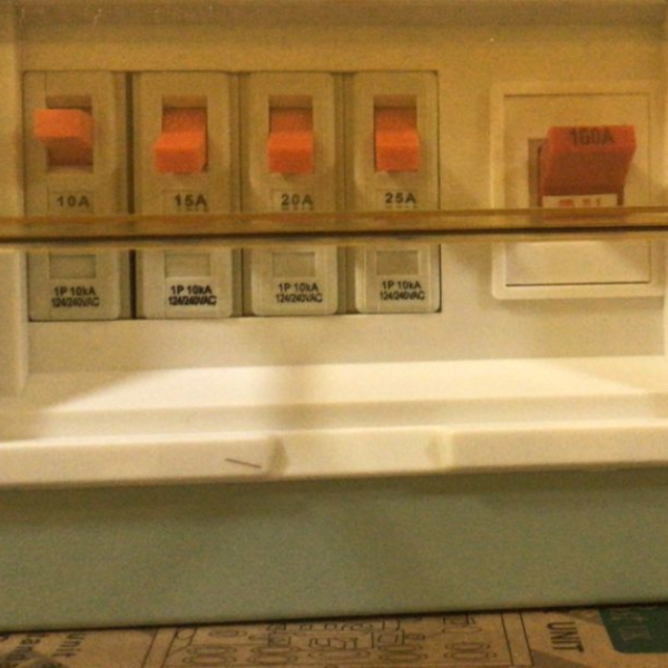 4 Way Metal Distribution Box – IP54 Electrical Control Box Ghana