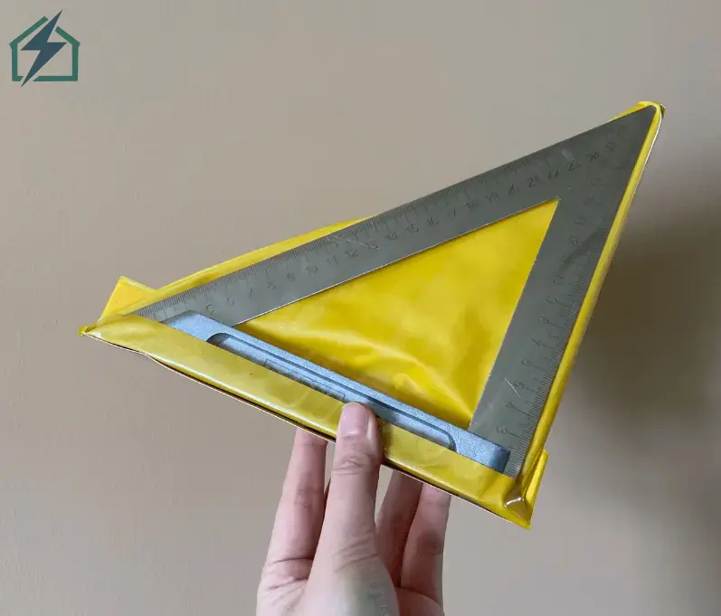 Carpenter Square – Precision 90° Measuring & Marking Square in Ghana (2)