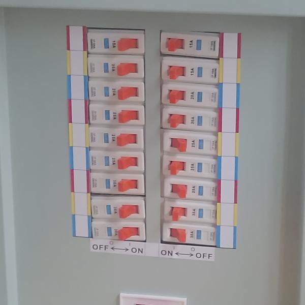 6 Way 18 Pole Three Phase TPN Distribution Board with 100A Main Isolator & MCBs