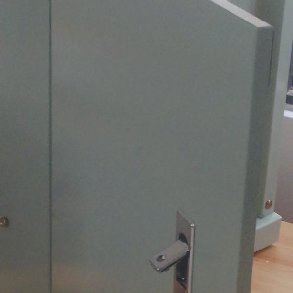 6 Way 18 Pole Three Phase TPN Distribution Board with 100A Main Isolator & MCBs