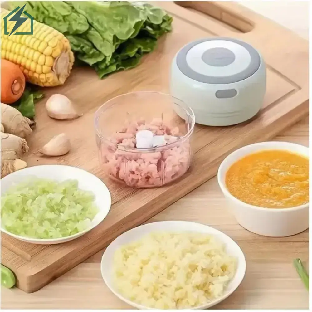 Mini Electric Garlic Crusher Ghana – USB Rechargeable Food Chopper for Garlic, Pepper & Onion One-Button Operation
