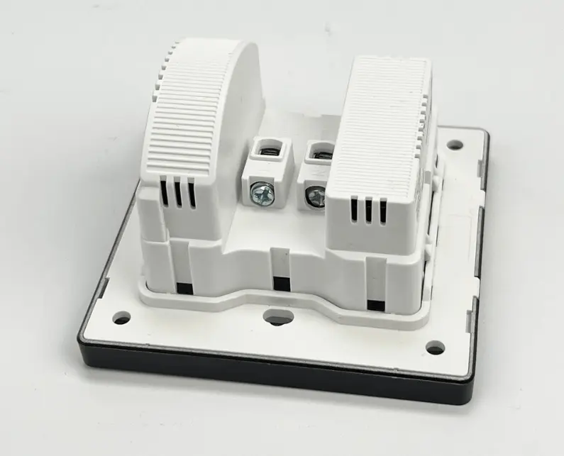 PD20W USB Wall Socket with Type-C Wall Outlet for Homes & Offices in Ghana  (5)