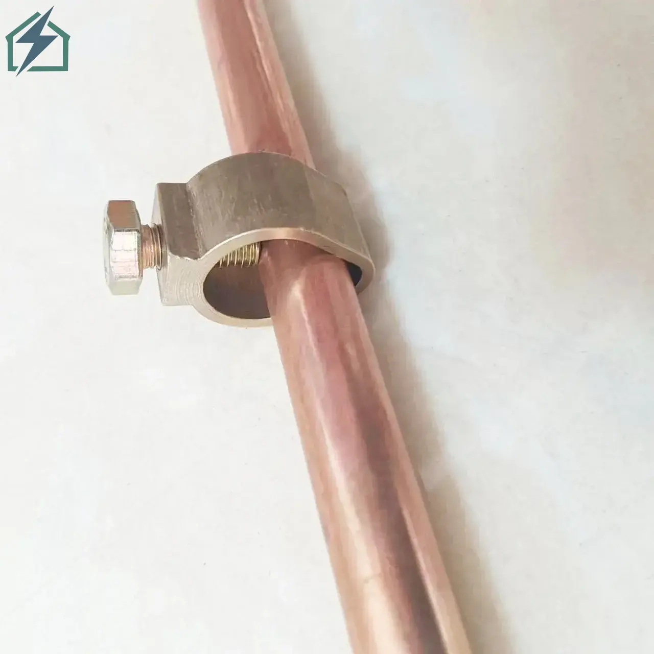 Copper Earth Rod Clamp 38, 58 & 34 Ghana – Heavy Duty Earthing Clamp 1 (6)