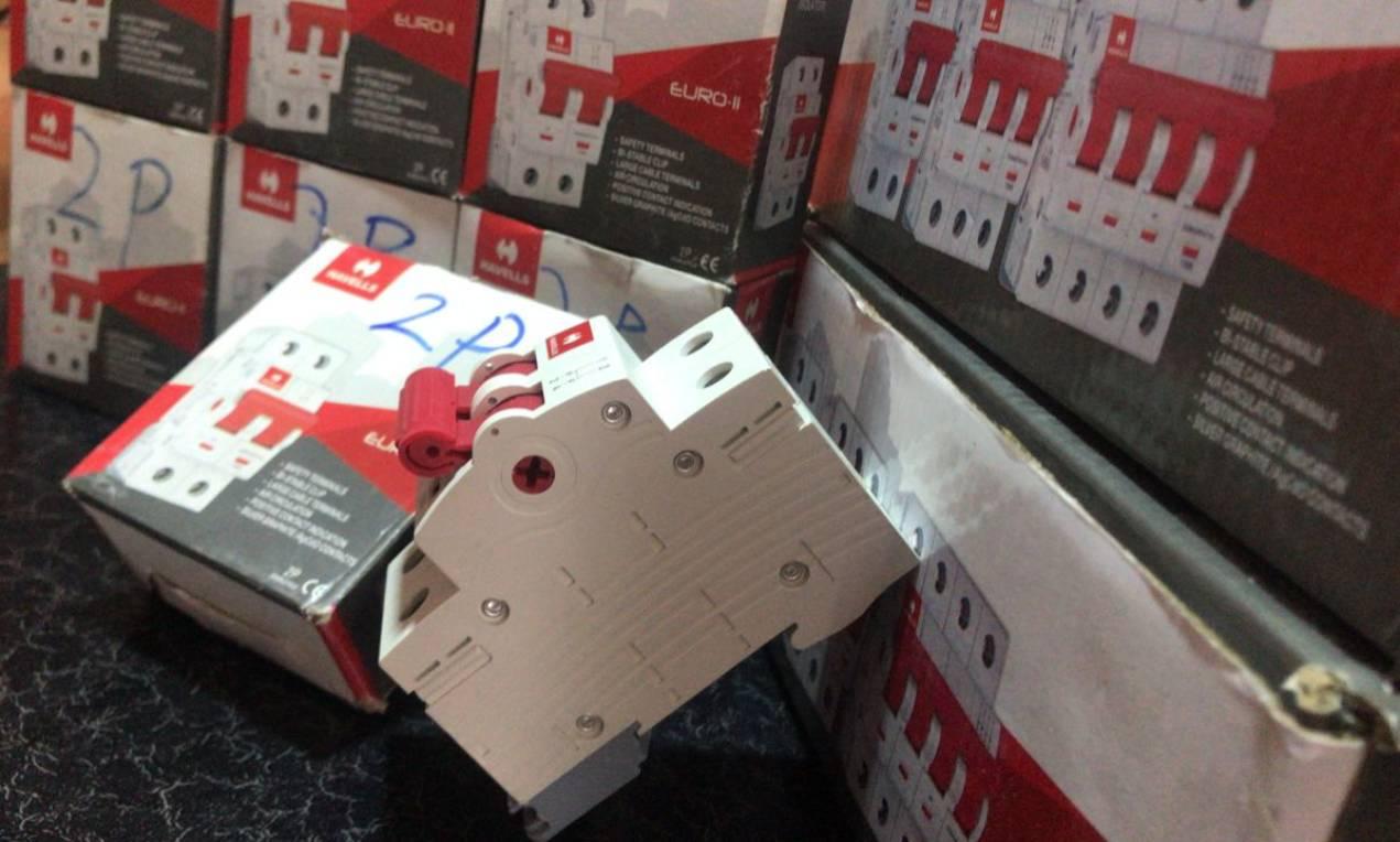 Havells 2-Pole Circuit Breaker (2)