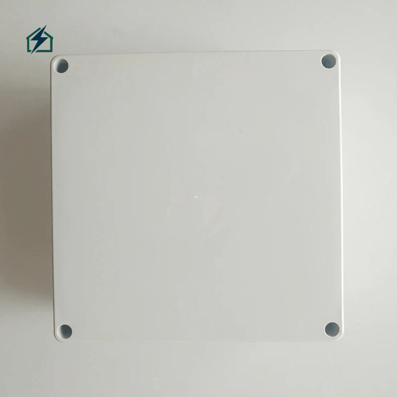 ✔Waterproof Distribution Box  Durable and long lasting